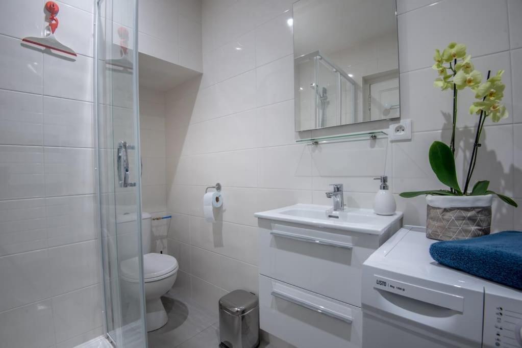 L'Espine Apartment Angers Ngoại thất bức ảnh